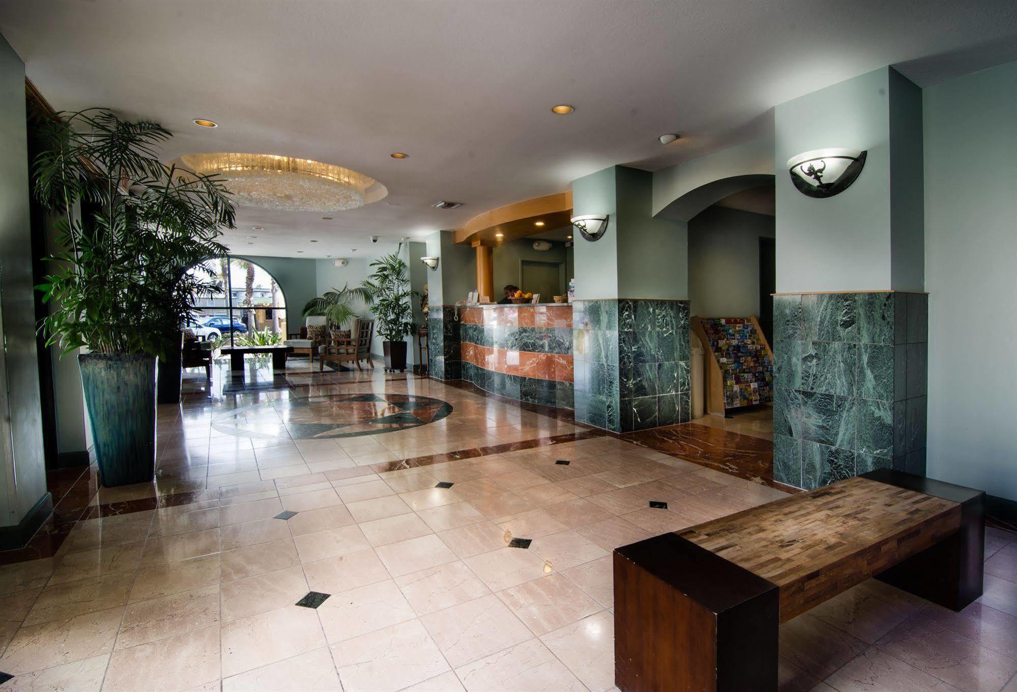 Ocean Park Hotel